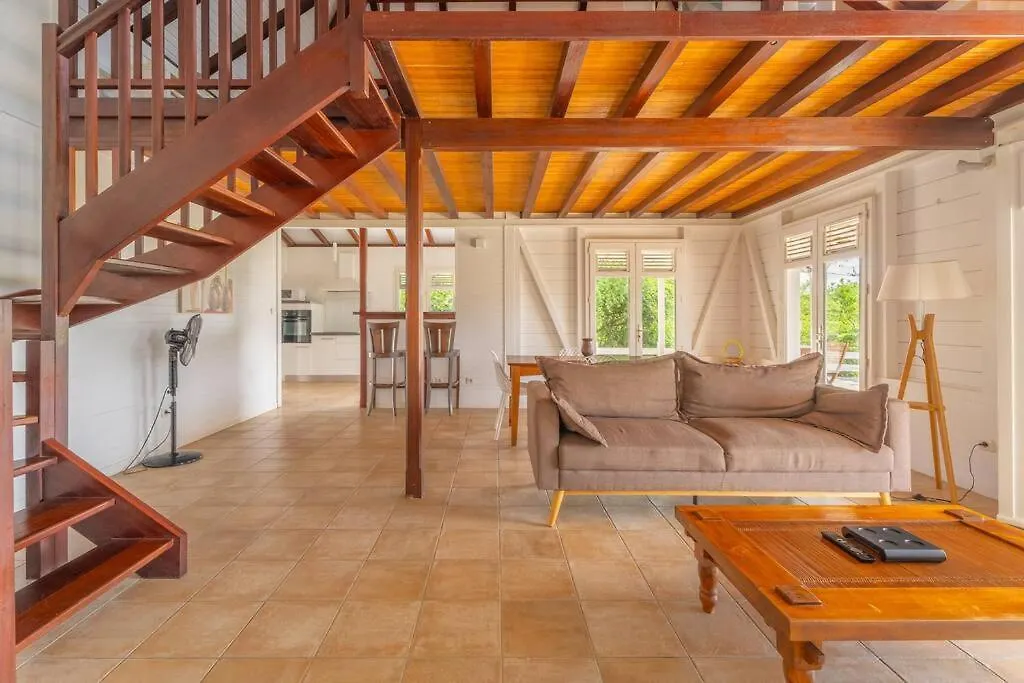Villa Ayiana, Magnifique Villa Avec Piscine Sainte-Anne